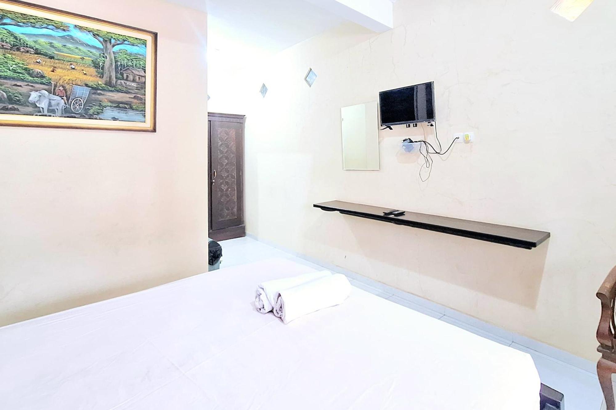 Villa Bukit Bunga Syariah Redpartner Pacet Mojokerto Dış mekan fotoğraf