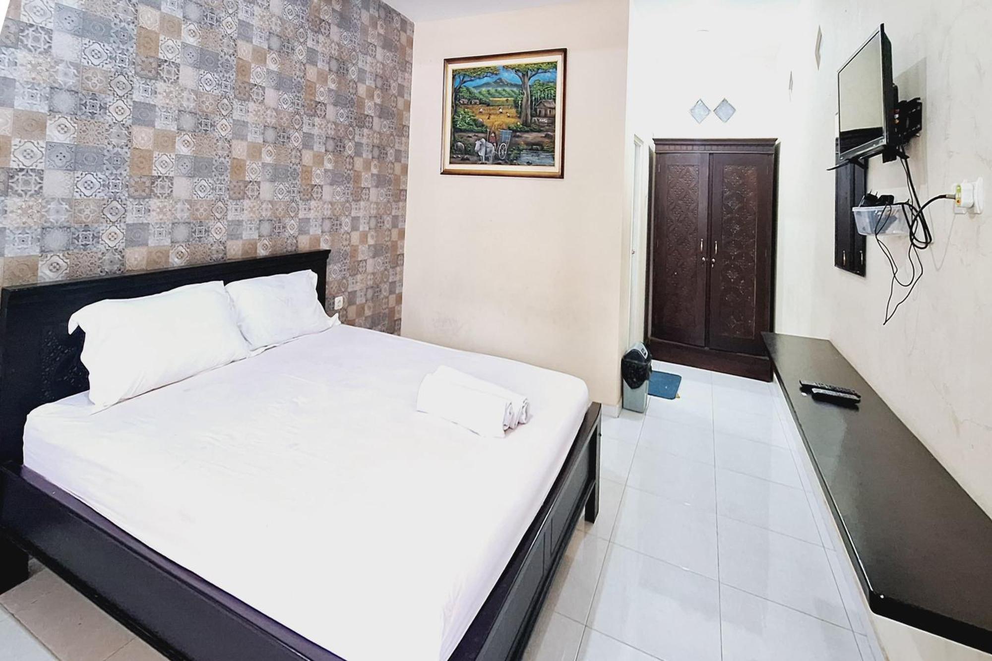 Villa Bukit Bunga Syariah Redpartner Pacet Mojokerto Dış mekan fotoğraf